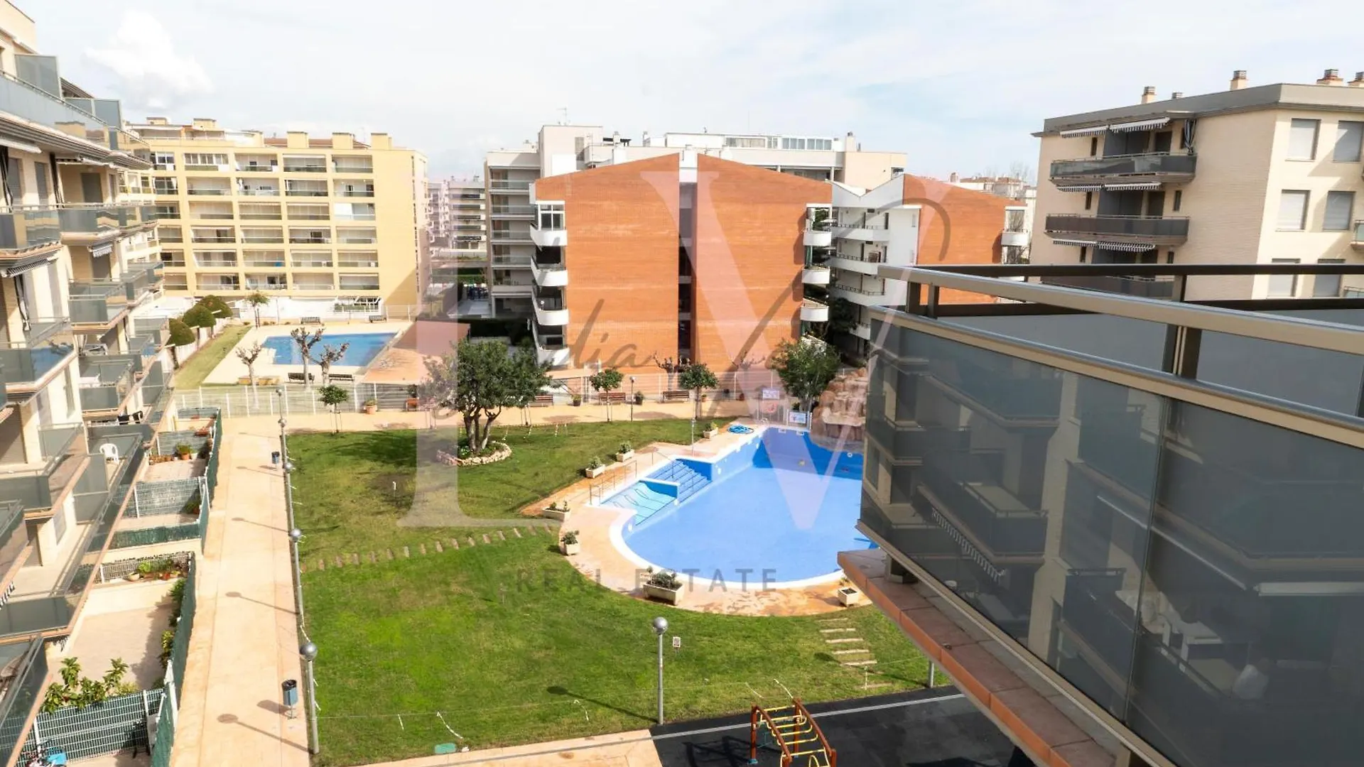 Lv Real Estate Maldivas III Daire La Pineda